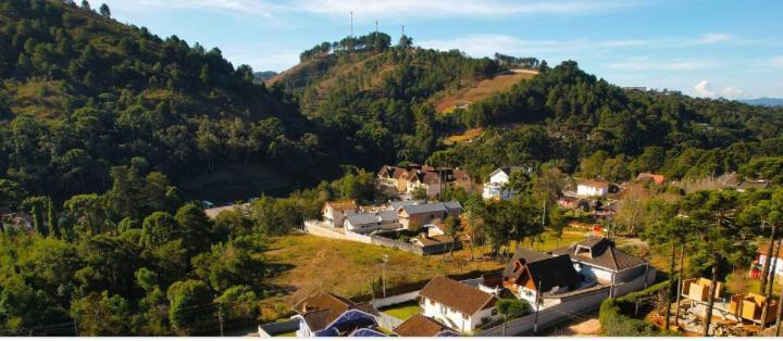 Suites Bela Joao E Maria Campos do Jordão Exteriör bild